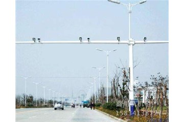 山西監(jiān)控桿在安裝的時候有哪些需要注意的？鑫雨杭電器