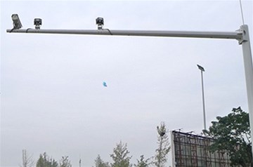 山西公路監(jiān)控桿施工中應(yīng)注意哪些問題？太原市鑫雨杭告訴您